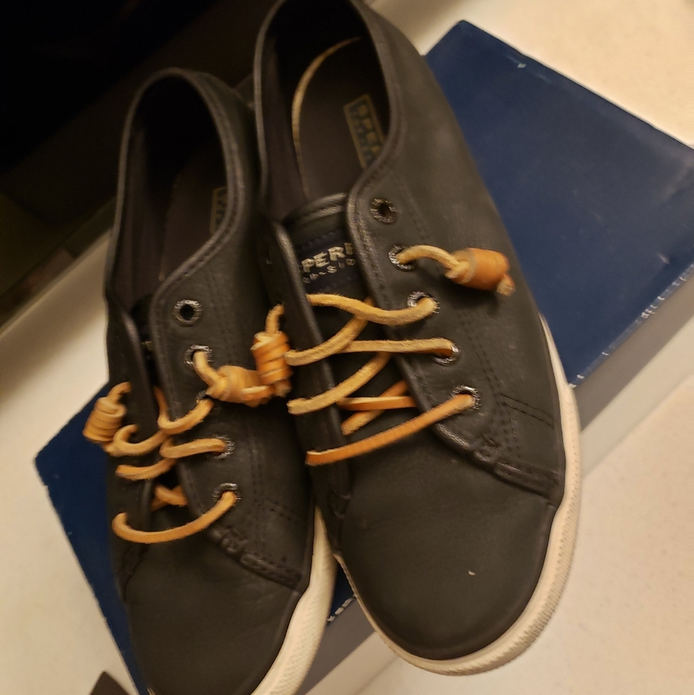 SPERRY SLIP ON - Picture 2 of 4